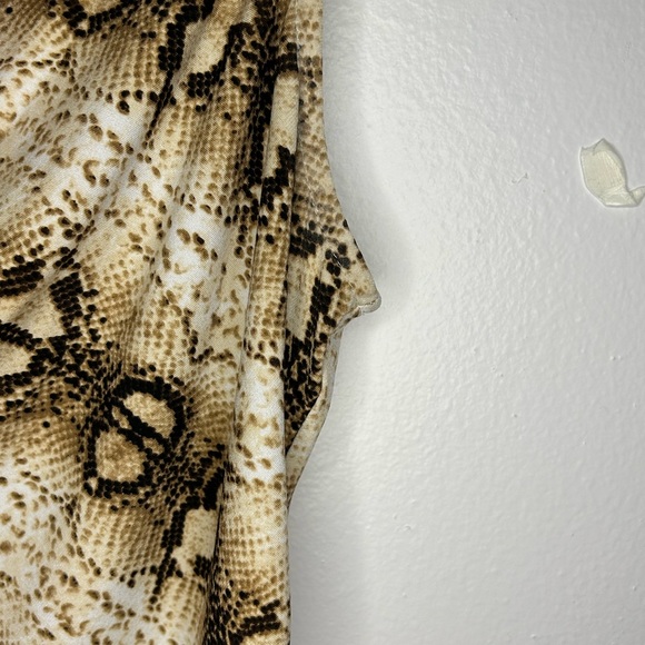 WHBM Python print blouse - Picture 5 of 7